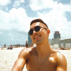 Meet your Posher, Jason